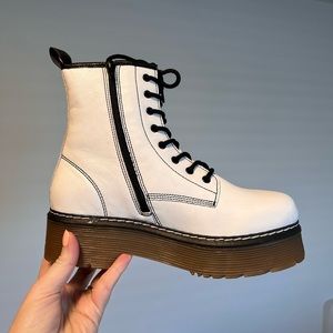 Roolee Platform Boot